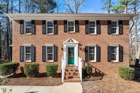 1208 Nottingham Dr, Cary, NC 27511