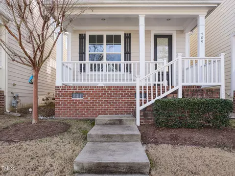 409 Evening Star Dr, Apex, NC 27502 photo 2