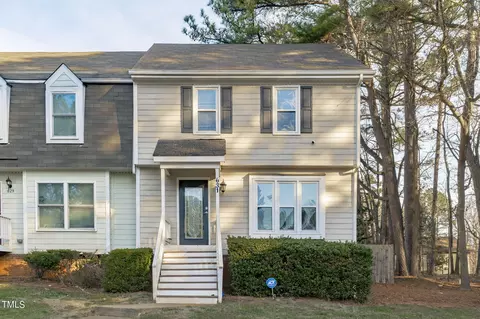 631 Bashford Rd, Raleigh, NC 27606