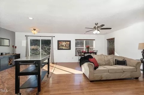3610 Turquoise Dr, Durham, NC 27703 photo 4