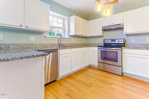 4802 Gaithers Pointe Dr, Durham, NC 27713 photo 11
