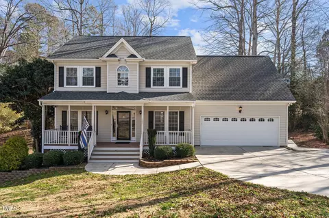 105 Neuse Ridge Dr, Clayton, NC 27527