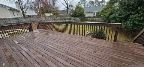 1409 Burchcrest Dr, Garner, NC 27529 photo 32