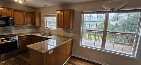 1409 Burchcrest Dr, Garner, NC 27529 photo 13