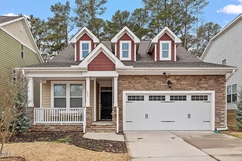 613 Meadowgrass Ln, Wake Forest, NC 27587