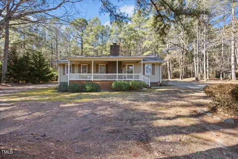 56 Dogwood Trl, Henderson, NC 27537