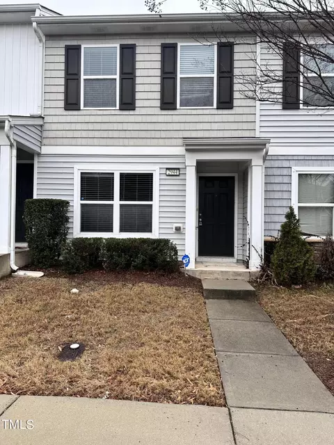 2944 Berkeley Springs Pl, Raleigh, NC 27616