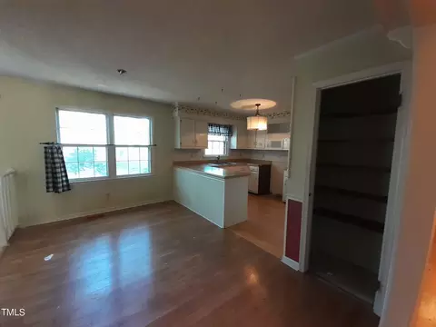 105 Halstead Cir, Garner, NC 27529 photo 7