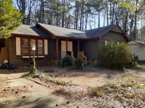 105 Halstead Cir, Garner, NC 27529 photo 2
