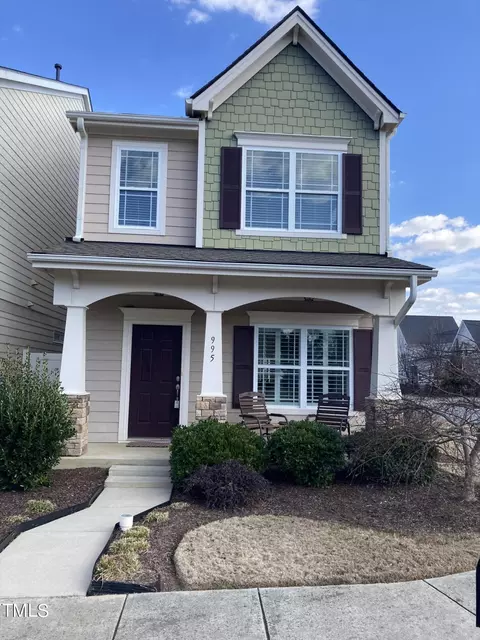 995 Branch Line Ln, Apex, NC 27502
