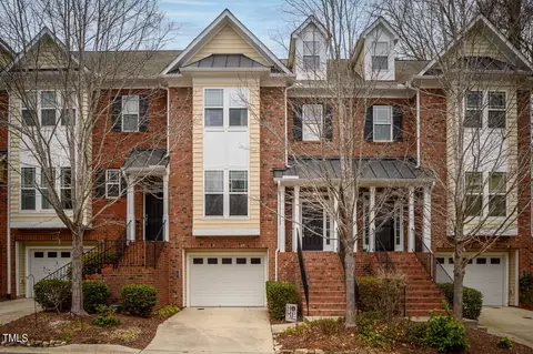 107 Riverwalk Ln, Carrboro, NC 27510