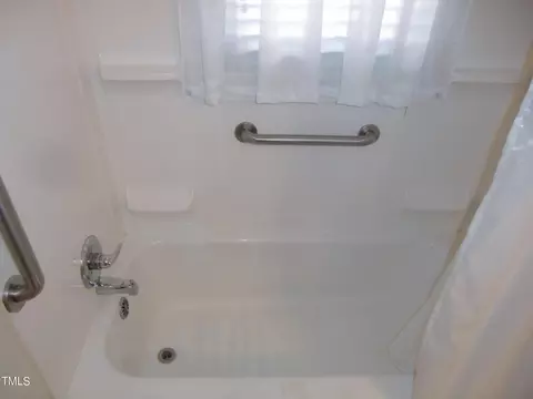 1023 E Broad St, Dunn, NC 28334 photo 34