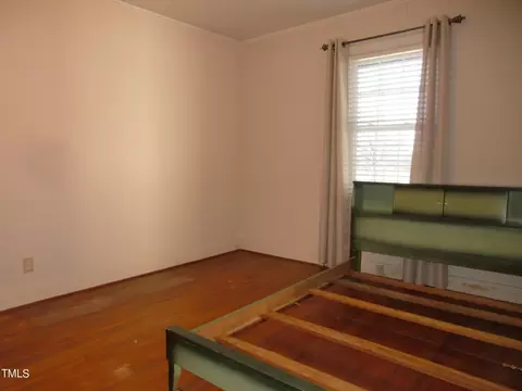 1023 E Broad St, Dunn, NC 28334 photo 28