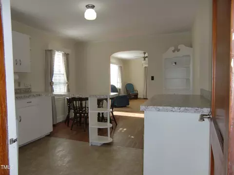 1023 E Broad St, Dunn, NC 28334 photo 19
