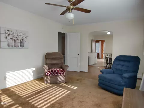 1023 E Broad St, Dunn, NC 28334 photo 10