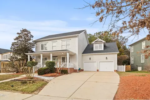 108 Sunset Oaks Dr, Holly Springs, NC 27540