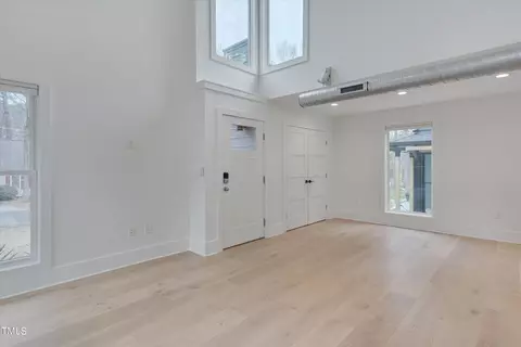 508 E Hammond St, Durham, NC 27704 photo 5