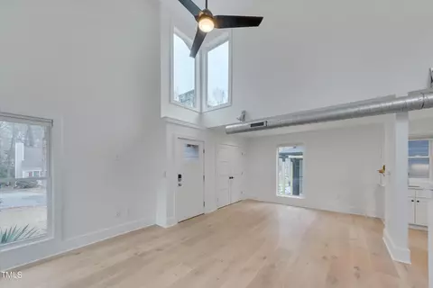 508 E Hammond St, Durham, NC 27704 photo 9