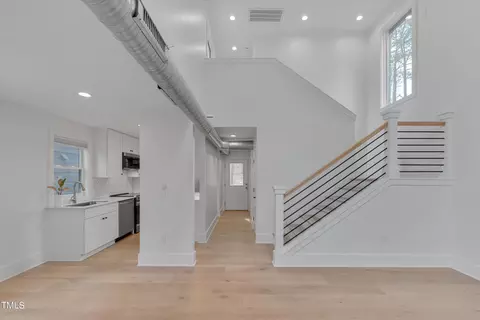 508 E Hammond St, Durham, NC 27704 photo 23
