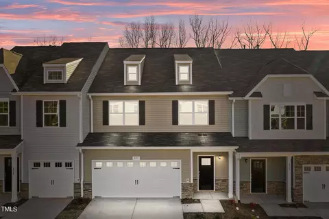 831 Pryor St, Mebane, NC 27302