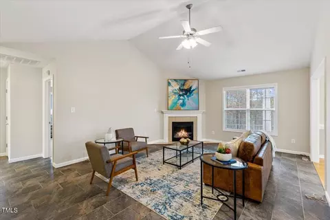 326 Basket Oak Dr, Bunnlevel, NC 28323 photo 4