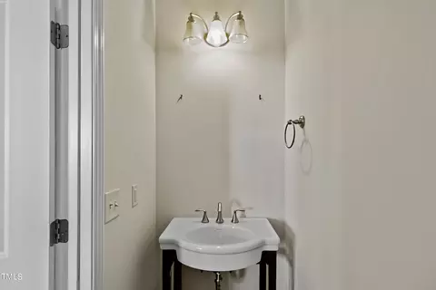 2044 October Dr, Durham, NC 27703 photo 15
