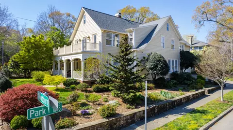229 Woodburn Rd, Raleigh, NC 27605