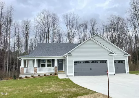 314 Paint Horse Dr, Benson, NC 27504