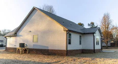 243 Waters Edge Dr, Erwin, NC 28339 photo 51