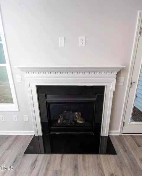 243 Waters Edge Dr, Erwin, NC 28339 photo 7
