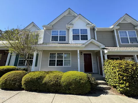 7717 River Field Dr, Raleigh, NC 27616