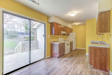 3121 Mcadams Dr, Raleigh, NC 27604