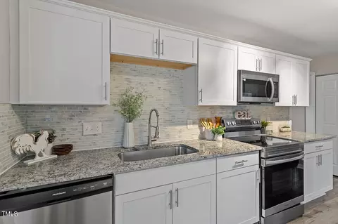 1110 Chalmers St, Durham, NC 27707