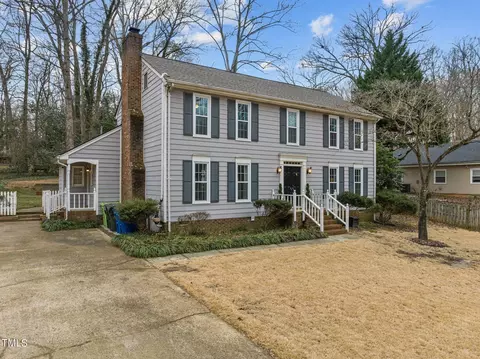 1104 Steinbeck Dr, Raleigh, NC 27609