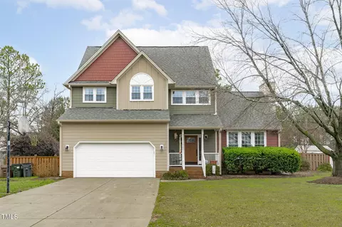 320 Cayman Ave, Holly Springs, NC 27540