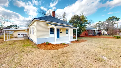 104 N 11th St, Erwin, NC 28339 photo 2