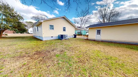 104 N 11th St, Erwin, NC 28339 photo 32