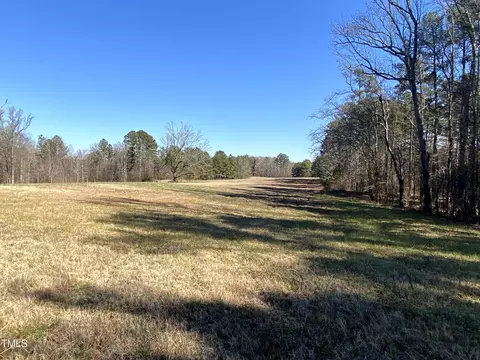 2523 Hamlin Rd, Durham, NC 27704 photo 9