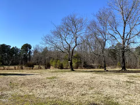 2523 Hamlin Rd, Durham, NC 27704 photo 4