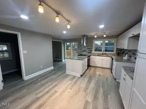 103 E St, Erwin, NC 28339 photo 6