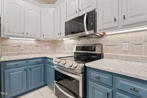 45 Walter Dr, Erwin, NC 28339 photo 9
