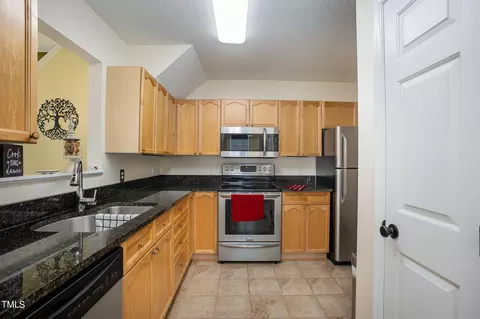 5280 Eagle Trace Dr, Raleigh, NC 27604 photo 9
