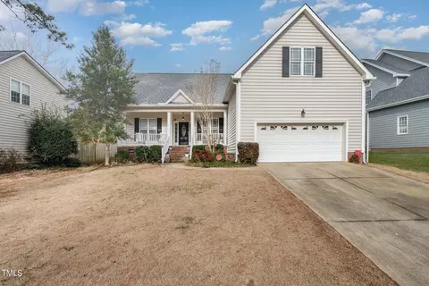 533 Moultonboro Ave, Wake Forest, NC 27587