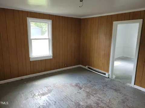 1104 Fairview St, Durham, NC 27707 photo 2