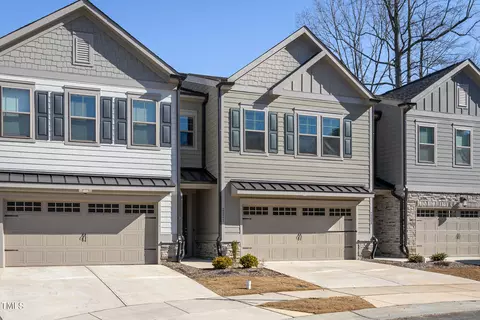 2221 Bohan Ct, Apex, NC 27502