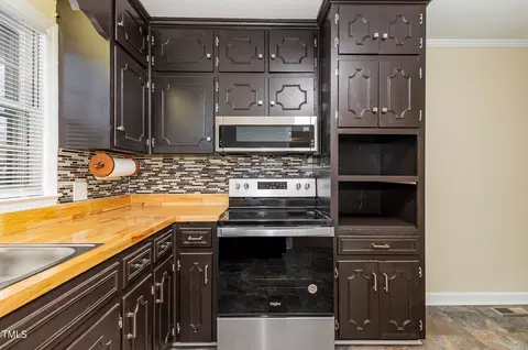 503 S 10th St, Erwin, NC 28339 photo 5
