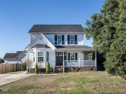 100 Waterford Dr, Clayton, NC 27520