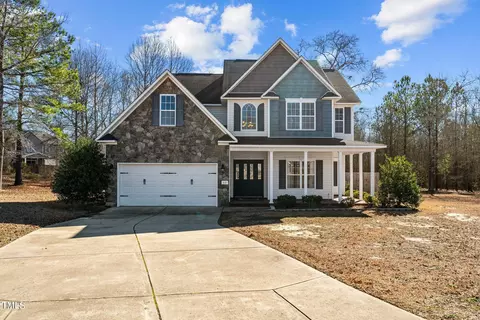 35 Wynnborne Cir, Cameron, NC 28326
