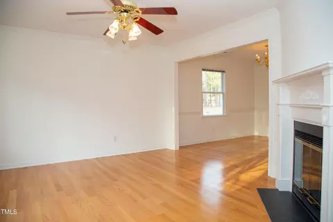 93 Perriwinkle Pl, Durham, NC 27713 photo 3