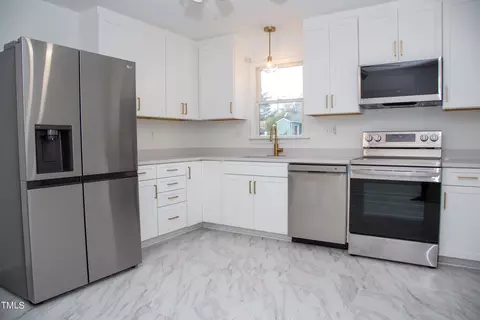93 Perriwinkle Pl, Durham, NC 27713 photo 8